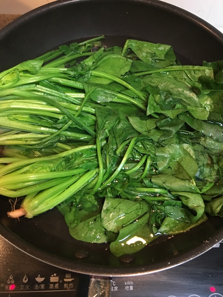 花生凉拌菠菜的做法图解2