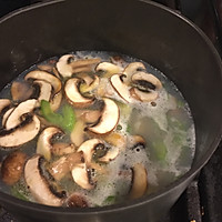 奶油牡蛎汤（清淡低热量版，1-2人份）的做法图解6