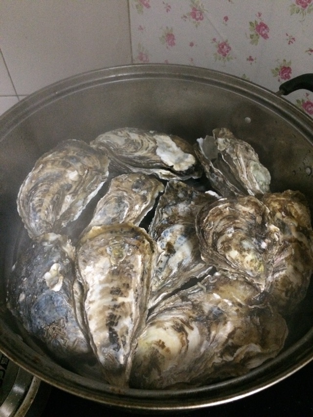 烤生蚝的做法图解1