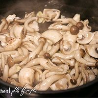 轻身一夏| 菌菇豆腐煲的做法图解5