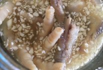酸爽辣白鸡爪的做法