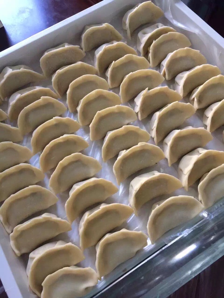 高丽菜鲅鱼饺子的做法图解3