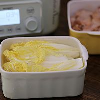 剁椒鸡翅+粉丝娃娃菜+筒骨菌汤+藜麦饭的做法图解25