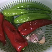 青红椒回锅肉的做法图解1