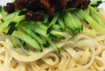 炸酱面—香菇肉酱版的做法