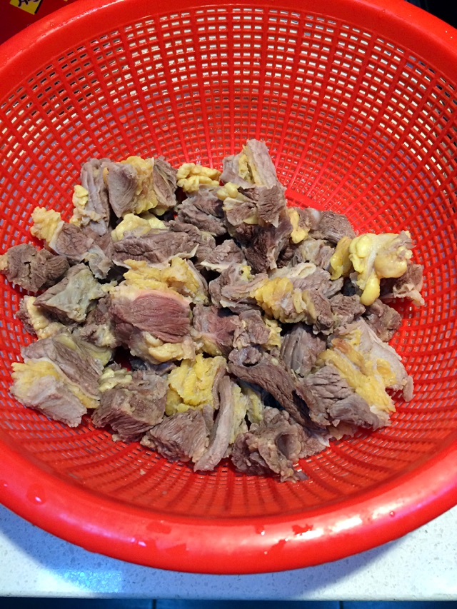 红烧牛肉（详细步骤）的做法图解1