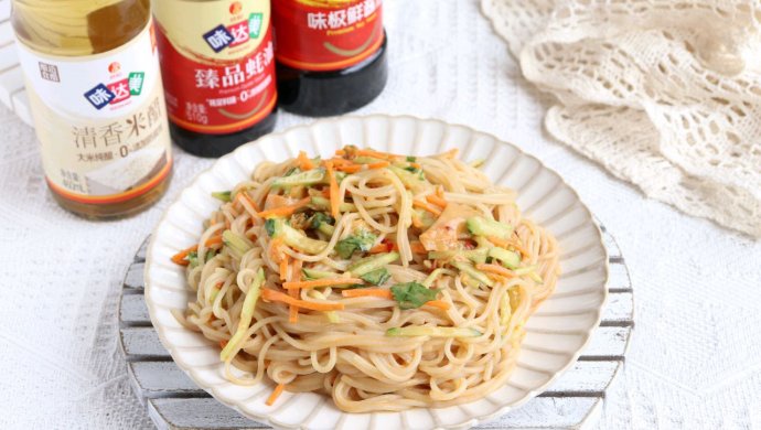东北麻酱拌冷面