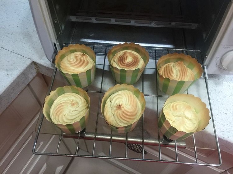 简单杯子蛋糕的做法