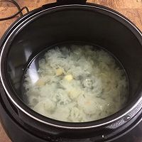 美容养颜润肺 三色水果银耳粥的做法图解12