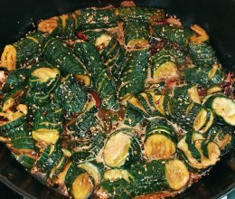 蓑衣黄瓜（木糖醇）的做法