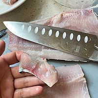 汤酸爽肉滑嫩的｜酸菜鱼的做法图解11