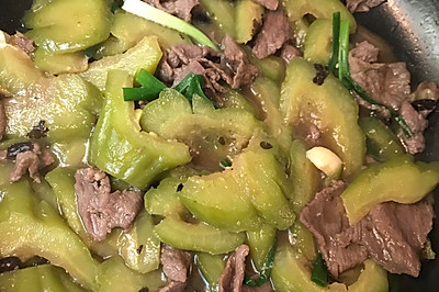 凉瓜炒牛肉