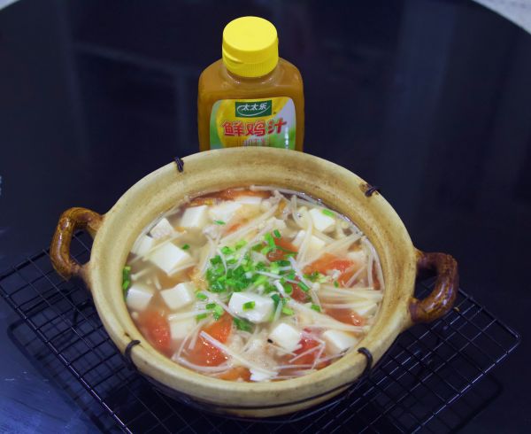 低脂金针菇豆腐鲜汤