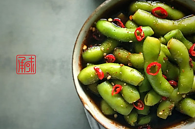 麻香酸辣毛豆，跟你的中国胃说一声，就等这道菜呢！