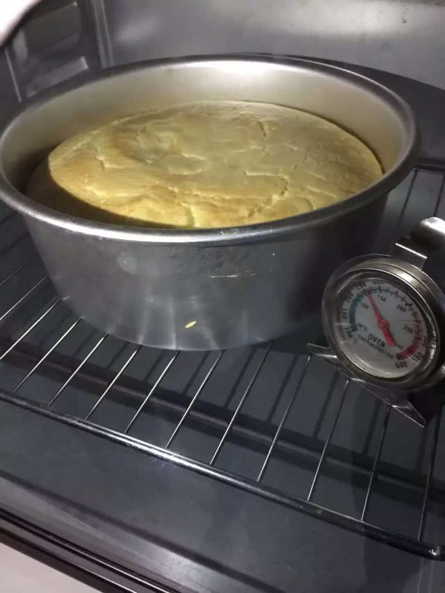 八寸戚风的做法图解7