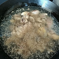 鸡肉土豆胡萝卜的做法图解2