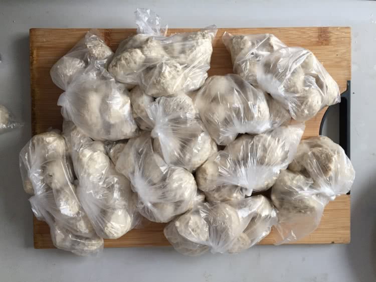 香菇鸡肉豆腐丸子的做法图解5