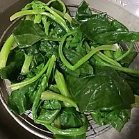 虾皮菠菜的做法图解3