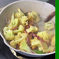 花菜的干锅做法，香辣美味超下饭！的做法图解3