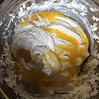 酸酸的甜——柠檬磅蛋糕的做法图解3