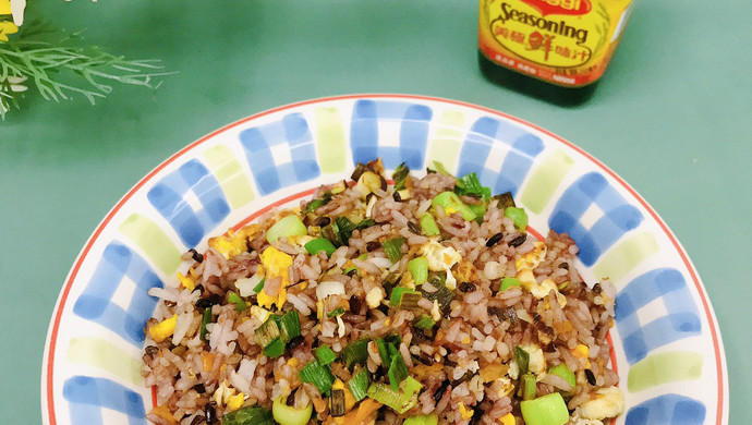 美极香辣蒜苗炒饭