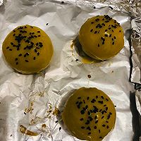玉米油版蛋黄酥的做法图解12