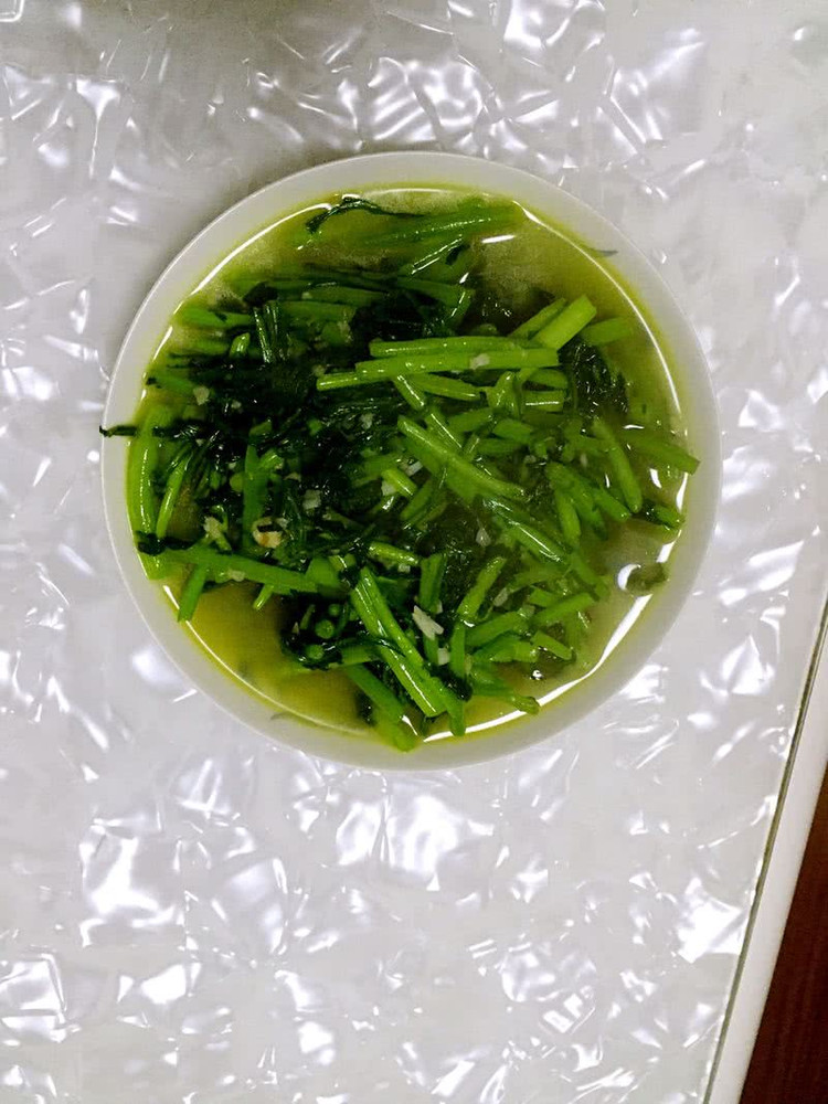 蒜泥蒿菜的做法