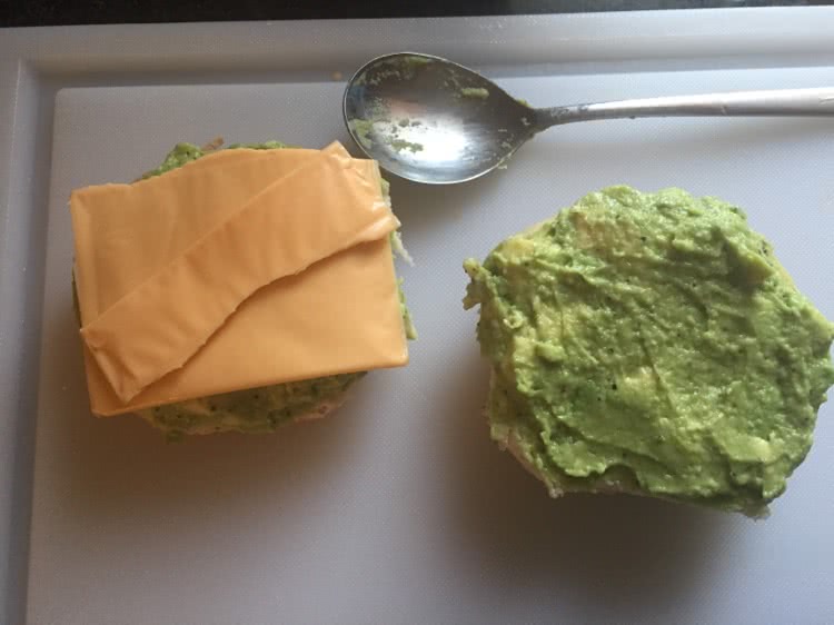 牛油果cheese三明治的做法图解5