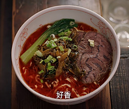 《深夜食堂》老坛酸菜牛肉面-神仙吃法的做法