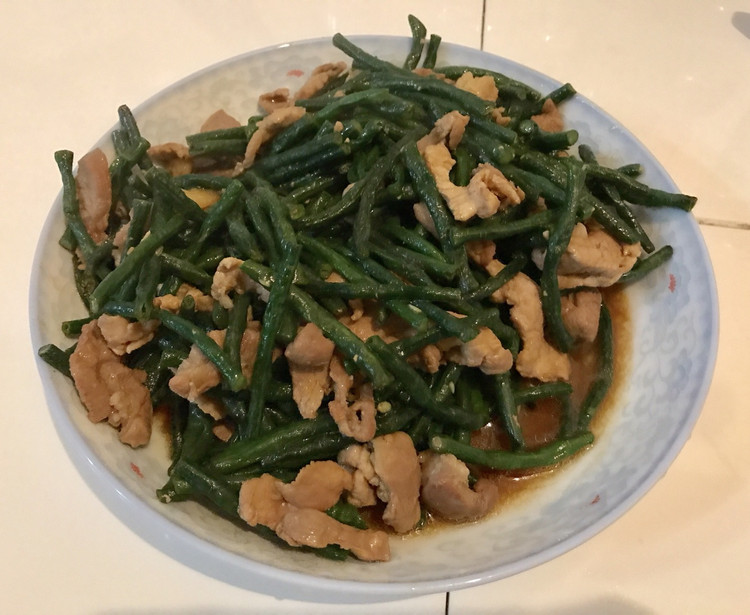 豆角炒瘦肉的做法