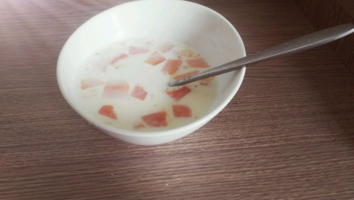 快手早餐:燕麦牛奶粥