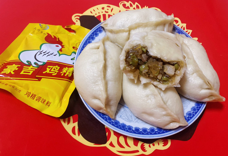 芸豆粉条猪头肉蒸包的做法