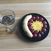 提子香蕉汁的做法图解1