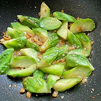 #美食视频挑战赛# 鲜掉眉毛的干贝炒丝瓜 快手家常菜的做法图解9