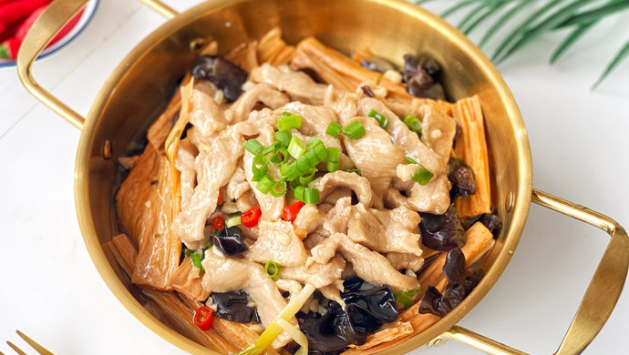 腐竹滑肉煲