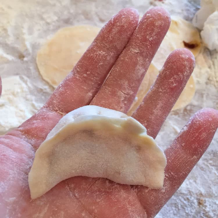 杏鲍菇猪肉饺子的做法图解6