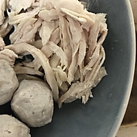 #10分钟早餐大挑战#香辣鸡丝丸子面的做法图解5