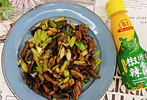 #做川菜用豪吉#广东-椒辣芹菜鳝片的做法
