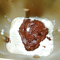#巨下饭的家常菜#巧克力牛奶卷的做法图解4