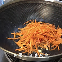 甜椒炒肉丝儿的做法图解5