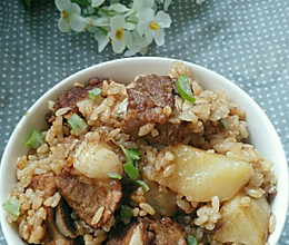 土豆排骨焖饭的做法