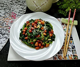 #爽口凉菜，开胃一夏！#菠菜拌花生米的做法