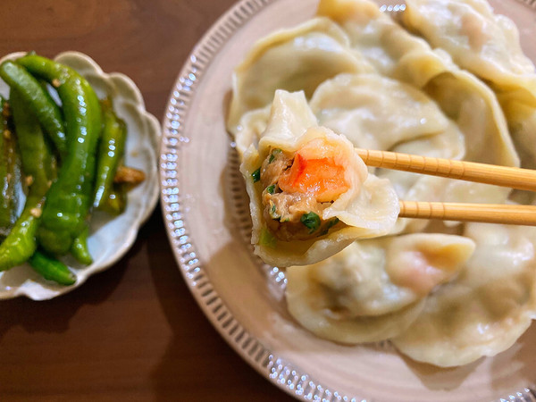 猪肉韭菜虾仁水饺