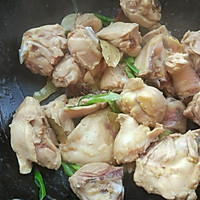 家常土豆焖鸡块的做法图解5