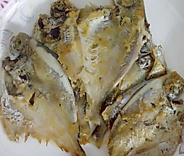 海盐香煎白鲳鱼的做法