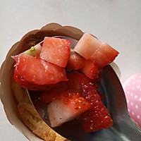 草莓蜜瓜酸奶吐司杯的做法图解11