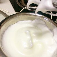 【圣诞双色草莓蛋糕卷】的做法图解5