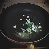 芹菜炒豆腐皮的做法图解3