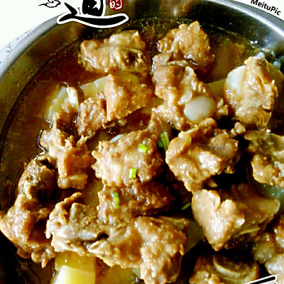 土豆蒸排骨