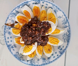 肉酱盖鸡蛋的做法